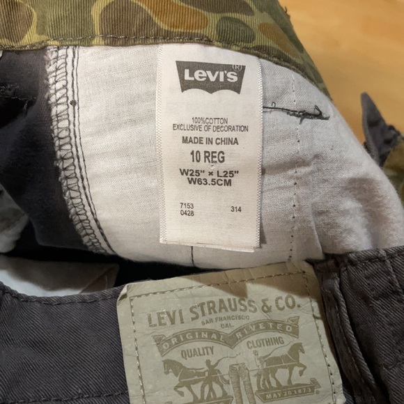 Boys Levi’s cargo pants - Picture 5 of 5